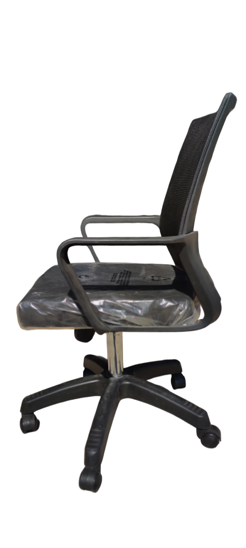 Quadro Ergonomic Chair  - Wide High Quality  Mesh Build - Fix Armrests - Lumbar Back Support - Height Adjustment - 360 Degree Rotation - Imported - Image 2