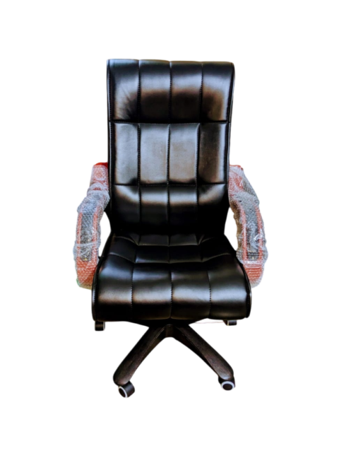 Fine Lounger Executive Chair - Double-layer Rexine Cushion Seating - Lumbar Back Support - 360 Degree Rotation - Padded Armrests - Wheel Foundation - Height Adjustment Feature